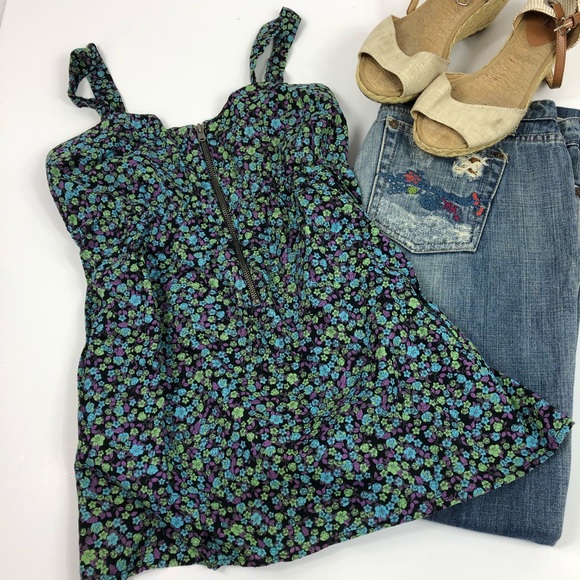 Decree Tops - Decree Black Floral Zippered Tank Top Size Large